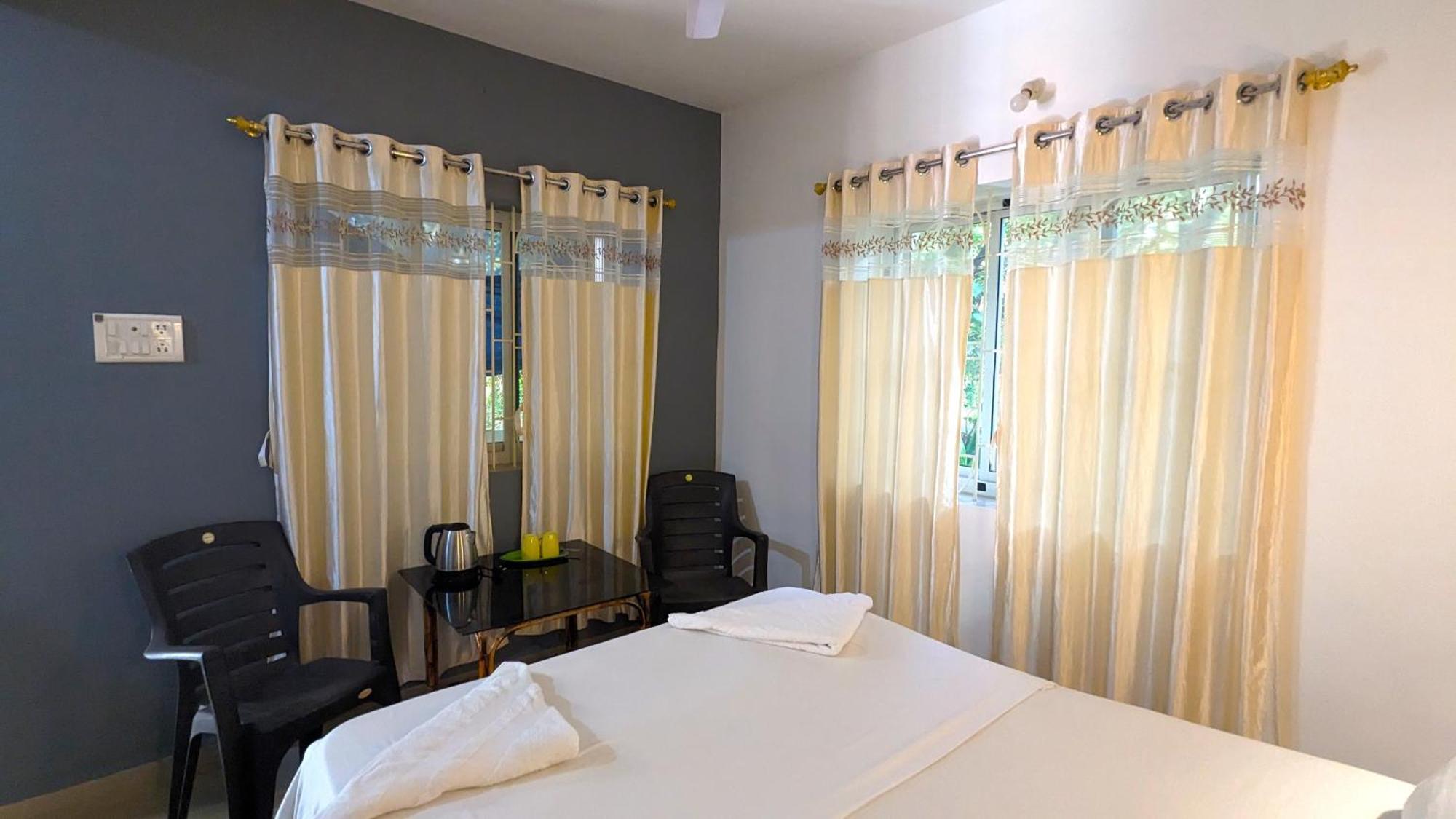 Santana Guest House Агонда Екстериор снимка