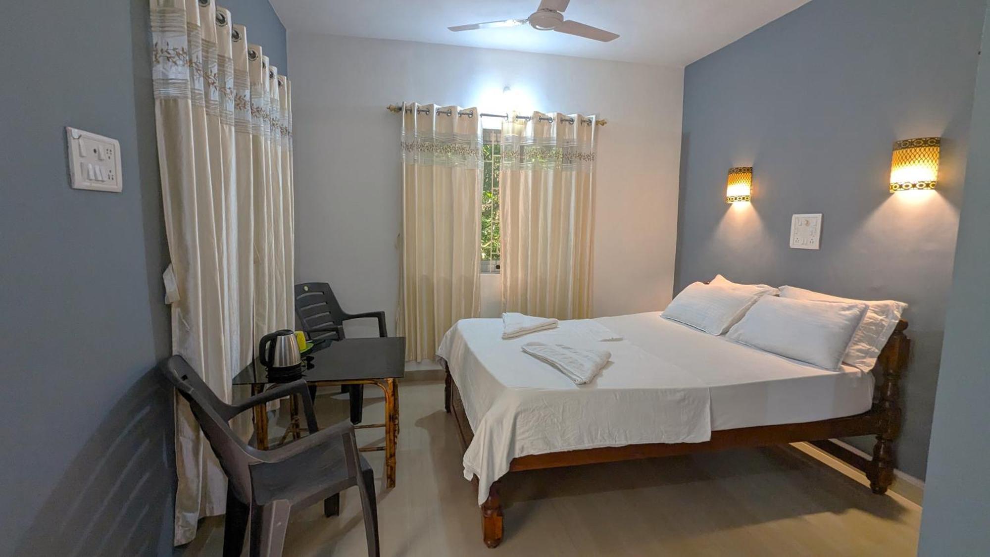 Santana Guest House Агонда Екстериор снимка